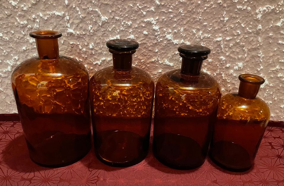 Apothekerflaschen, Braunglas, Vintage in Groß-Zimmern