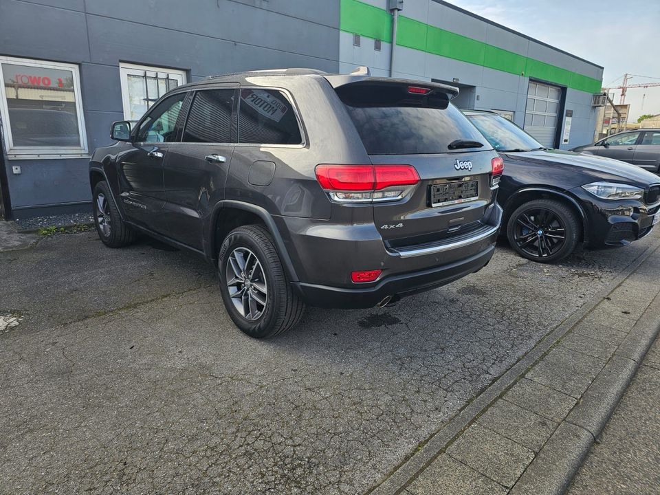 Jeep Grand Cherokee 4x4 in Heinsberg