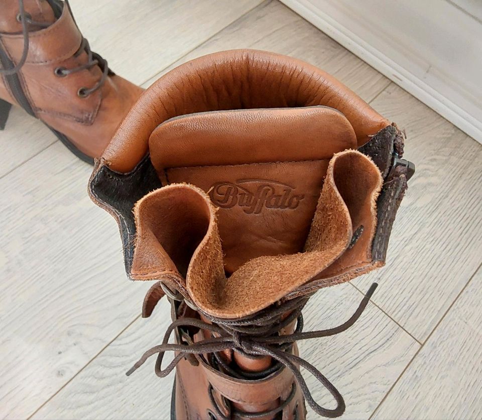 Buffalo Stiefeletten Boots Echtleder in Nörten-Hardenberg