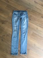 Jeans Hose Tom Tailor 25 34 xs 34 36 Bekleidungspaket Damen hell Nordrhein-Westfalen - Alsdorf Vorschau