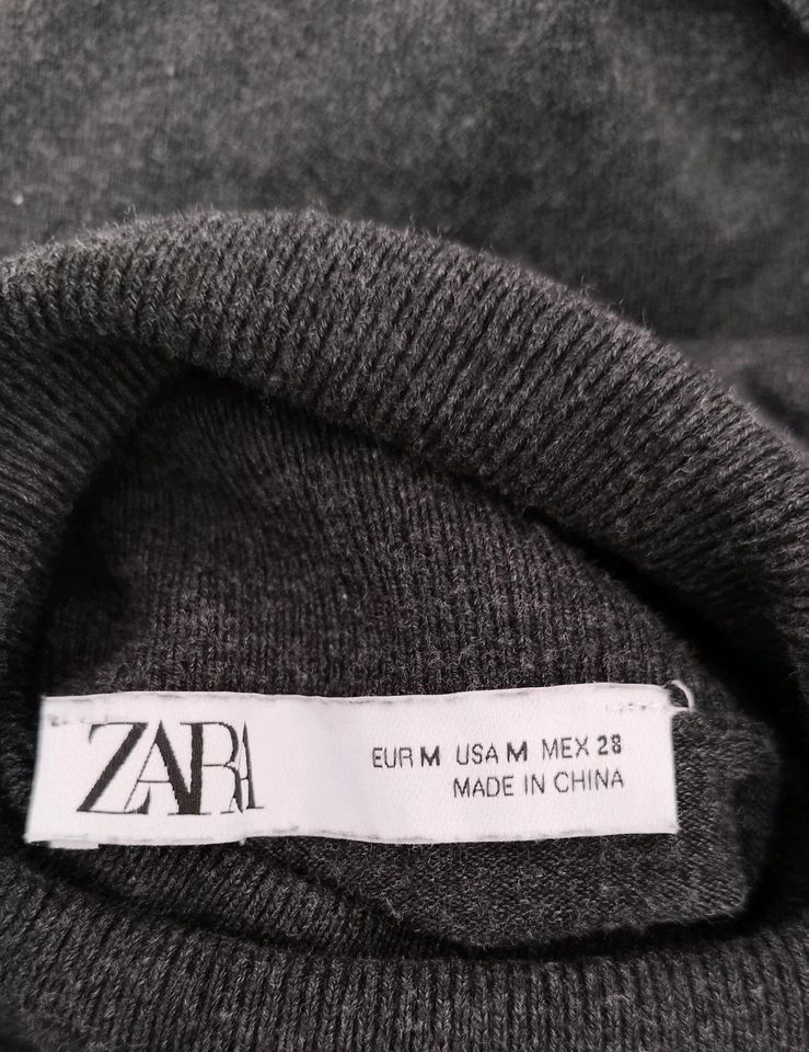 Rollkragen Pullover Zara grau Gr XS in Frankfurt am Main