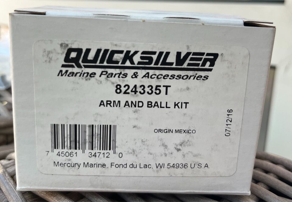 Arm & Ball Kit - Quicksilver 12 Stück in Hamburg