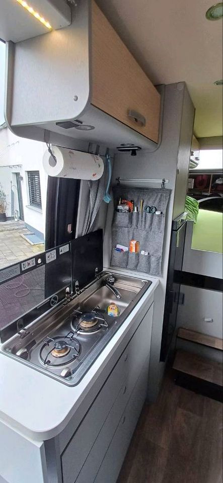 Hymer Free S 600 - Wohnmobil schwarz in Adelsdorf