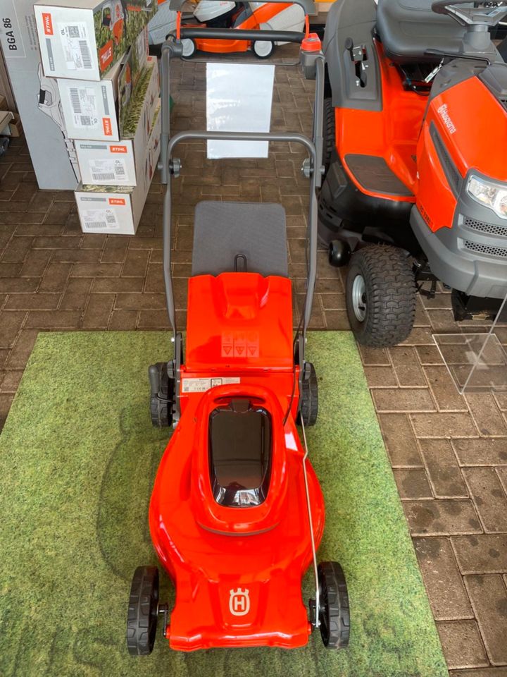 Husqvarna LC 142iS Set Akku Rasenmäher Rasenmäher in Niedersachsen