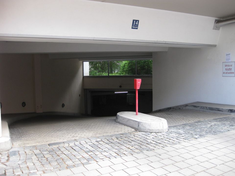 Duplex Stellplatz Fallmerayerstr. / Belgradstr. zu vermieten in München