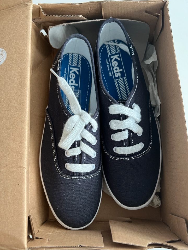 Schuhe Damen von Keds NEU OVP in Niedersachsen - Stade | eBay Kleinanzeigen  ist jetzt Kleinanzeigen