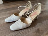 Pumps / Brautschuhe ivory Gr. 37 Bayern - Langenzenn Vorschau