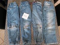 Jeans Jeanshosen 122 used Look Knie offen Style 4 Stück Thüringen - Utzberg Vorschau