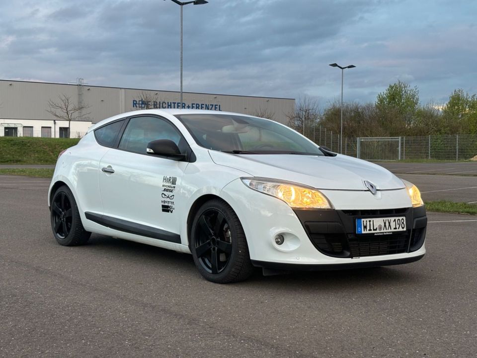 Renault Megane Coupé Luxe TCe 180 Luxe in Klausen