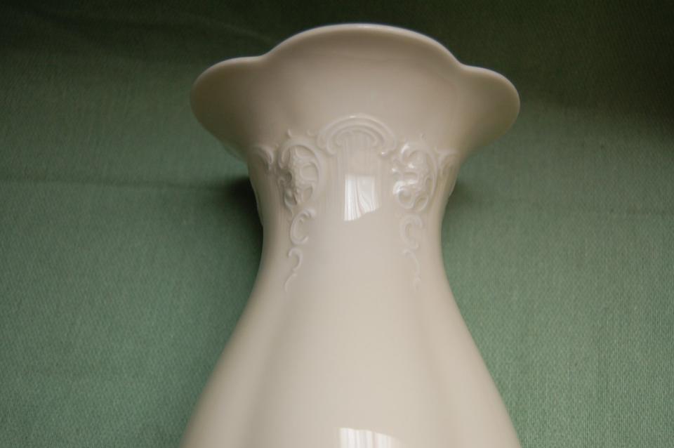 Rosenthal Blumen-Vase R/C Moliere elfenbein Kronach Germany in Kronach