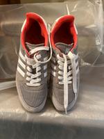 Neuwertige Adidas Sneaker gr 41 Bremen - Blumenthal Vorschau