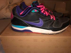 Nike twilight runner deals