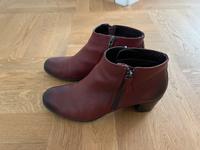 Ecco Stiefelette rot Gr. 41 Schuhe Damen Absatz Hessen - Kassel Vorschau
