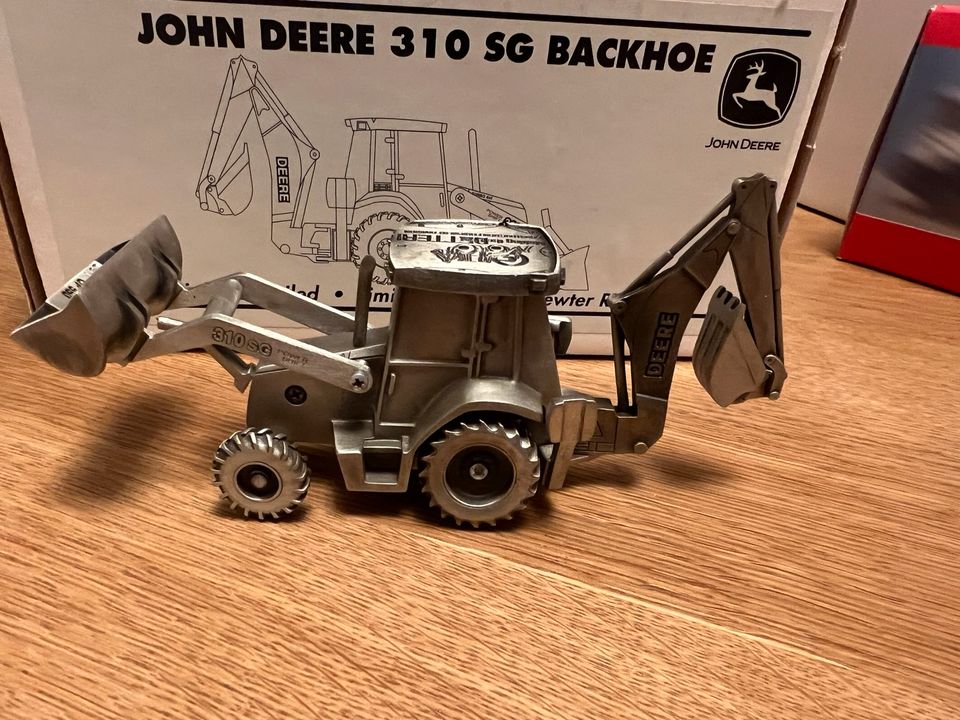 John Deere Modell 310 SG Backhoe Vintage limited edition in Biberach an der Riß