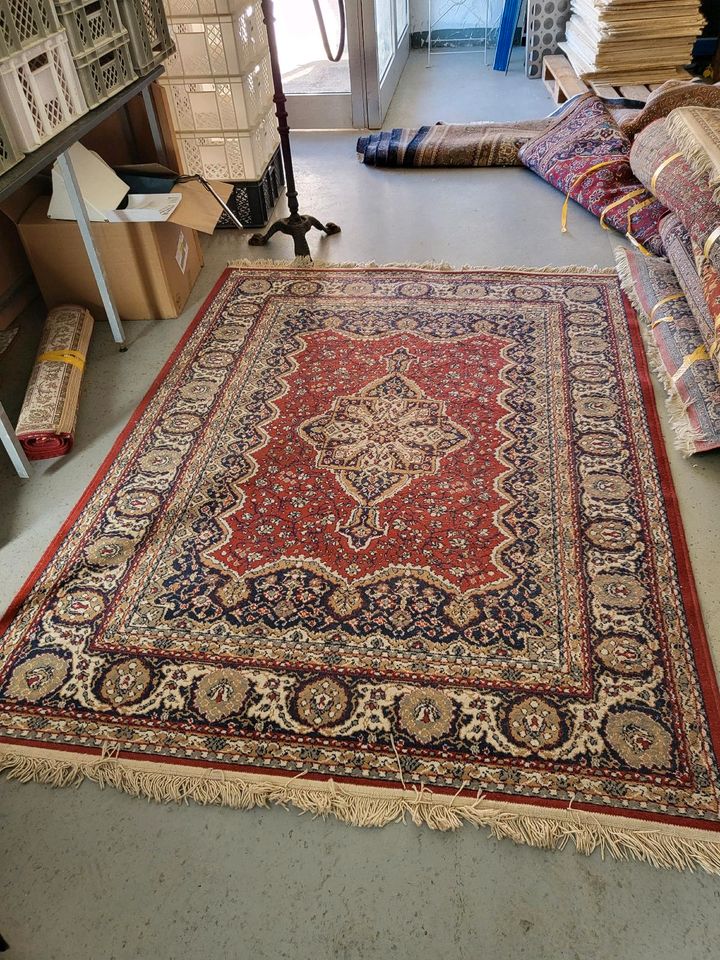 Wunderschöner Teppich zu verkaufen / Hochwertige Qualität / TOP in Eschbach