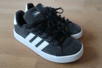 Adidas Sneaker schwarz weiß - wie neu 33,5 Bayern - Viechtach Vorschau