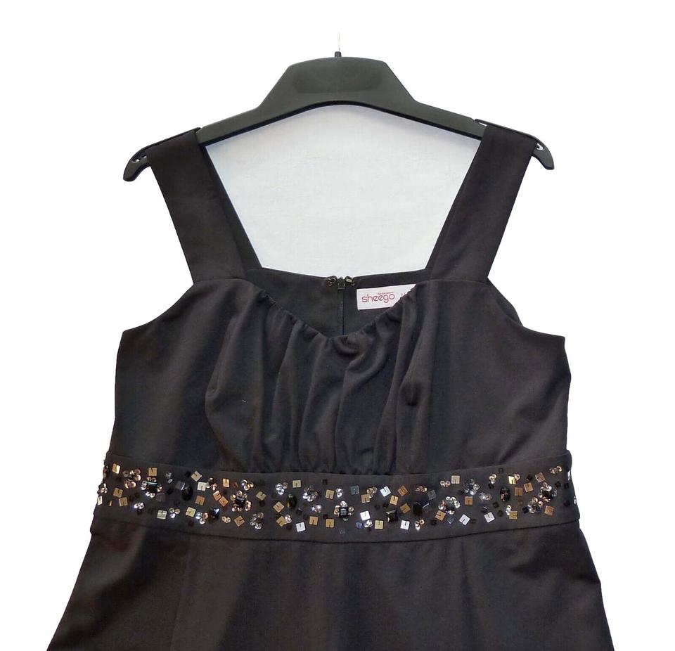 Sheego Kleid Abendkleid Ärmellos mit Futter Gr. 44 schwarz in Ansbach