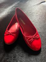 Buffalo Ballerinas / 40-41 / Rot / Lack-Leder Baden-Württemberg - Lörrach Vorschau
