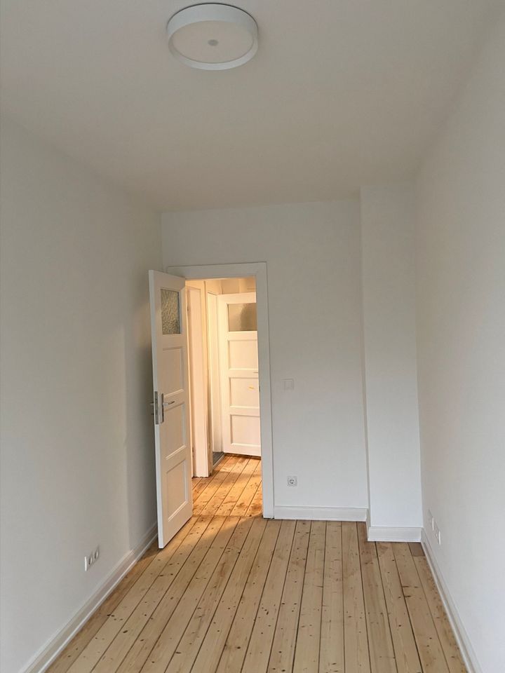 Kernsanierte SmartHome 3-Zimmer-Wohnung in urbaner Lage in Hamburg