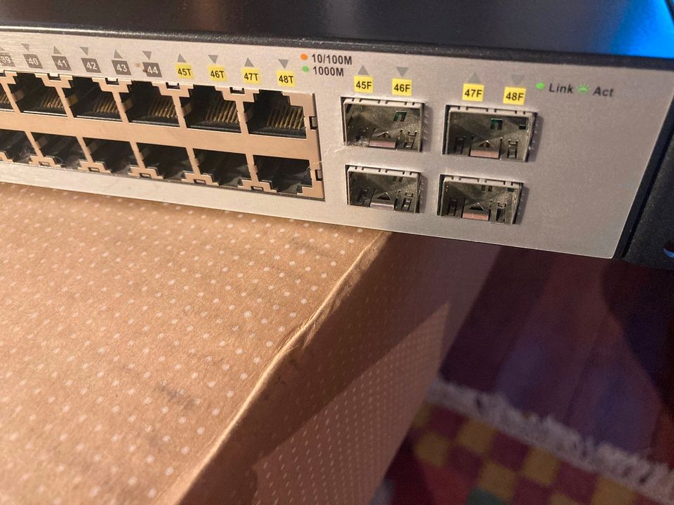 Switch D-Link DGS-1210-48-Ports-Managed in Grönwohld