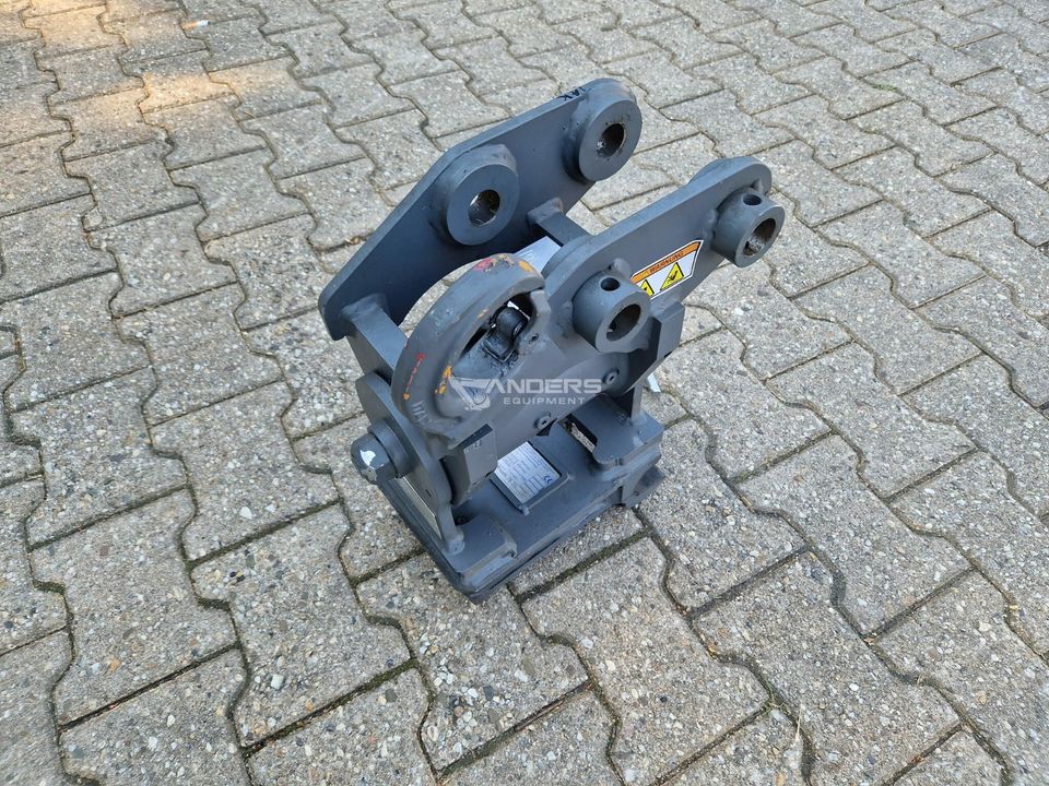 Takeuchi TB216 Powertilt MS01 Schnellwechsler Minibagger Helac in Mönchengladbach