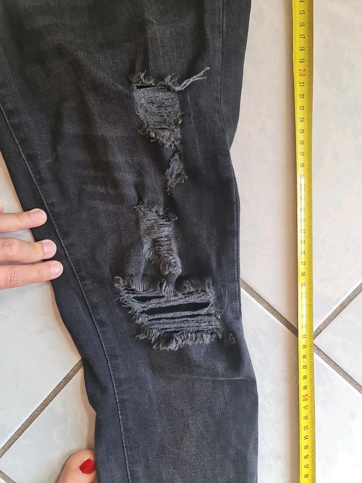 Jeans vero moda gr 32/32 schwarz in Kaufungen