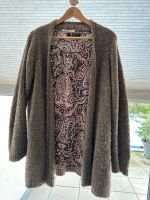 Betty Barclay Kombi aus Bluse und Bouclé Strickjacke Nordrhein-Westfalen - Pulheim Vorschau