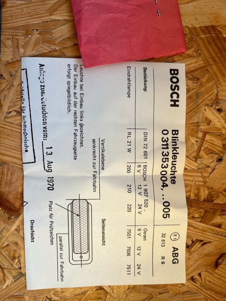 Bosch alte Blinkleuchten mit Orginal Verpackung 0 311 353 005 in Freiburg im Breisgau