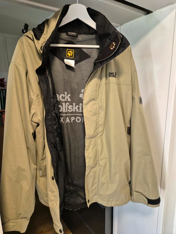 Jack Wolfskin Herren Outdoorjacke in Hamburg