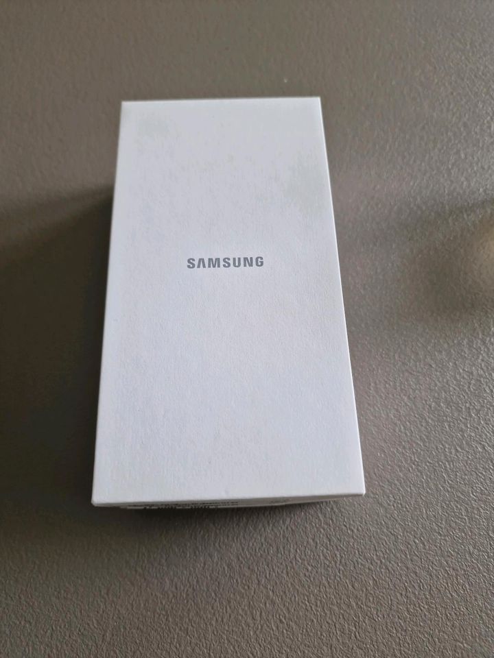 Smartphone Samsung galaxy s6 edge black sapphire in Bad Lippspringe