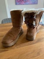 UGG Bailey Bow II Boot für Damen, Gr. 40 Niedersachsen - Rosengarten Vorschau