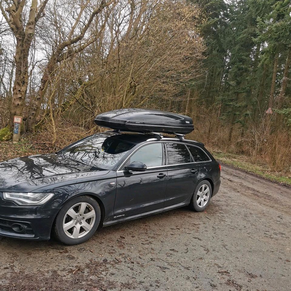 Dachbox Thule Motion 900 Vermietung Gepäck Träger in Nieheim