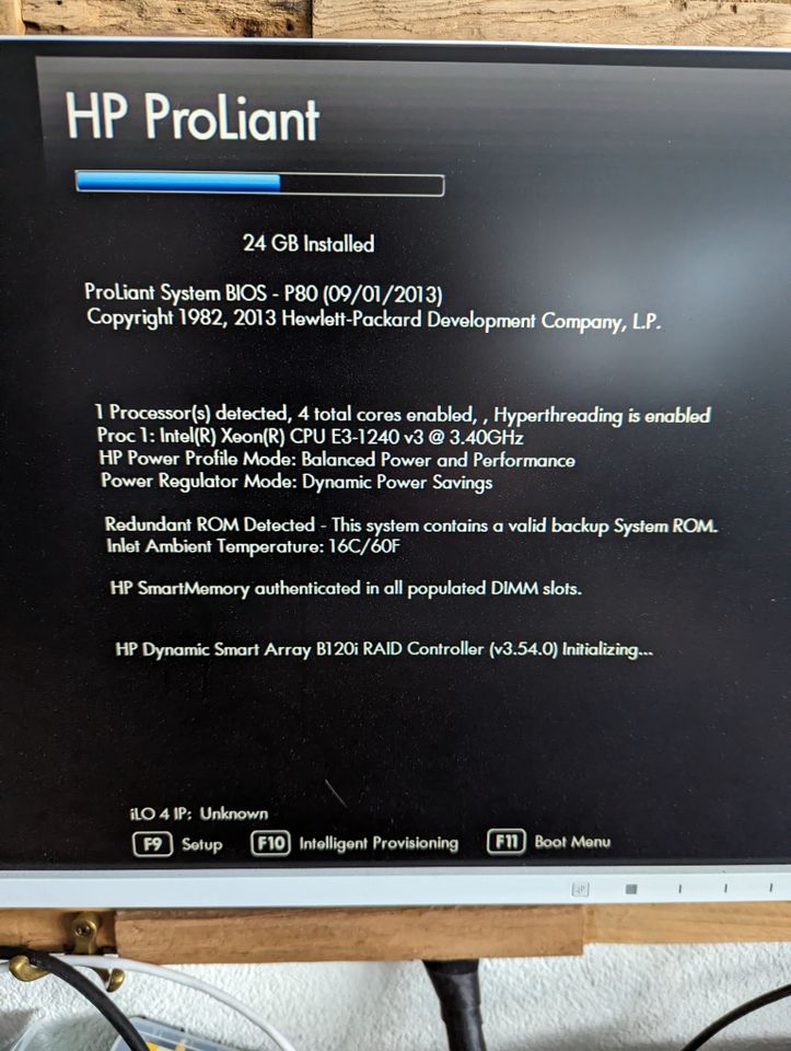 HP Proliant DL320e G8 V2 2x600GB in Achern