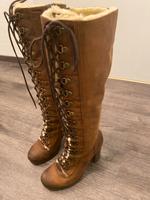 Stiefel gefüttert Damen Gr. 37 braun Nubukleder der Marke Sacha Nordrhein-Westfalen - Hagen Vorschau