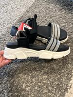Sandalen für Damen Gr 38 Neu mit Etikett Sachsen - Kamenz Vorschau