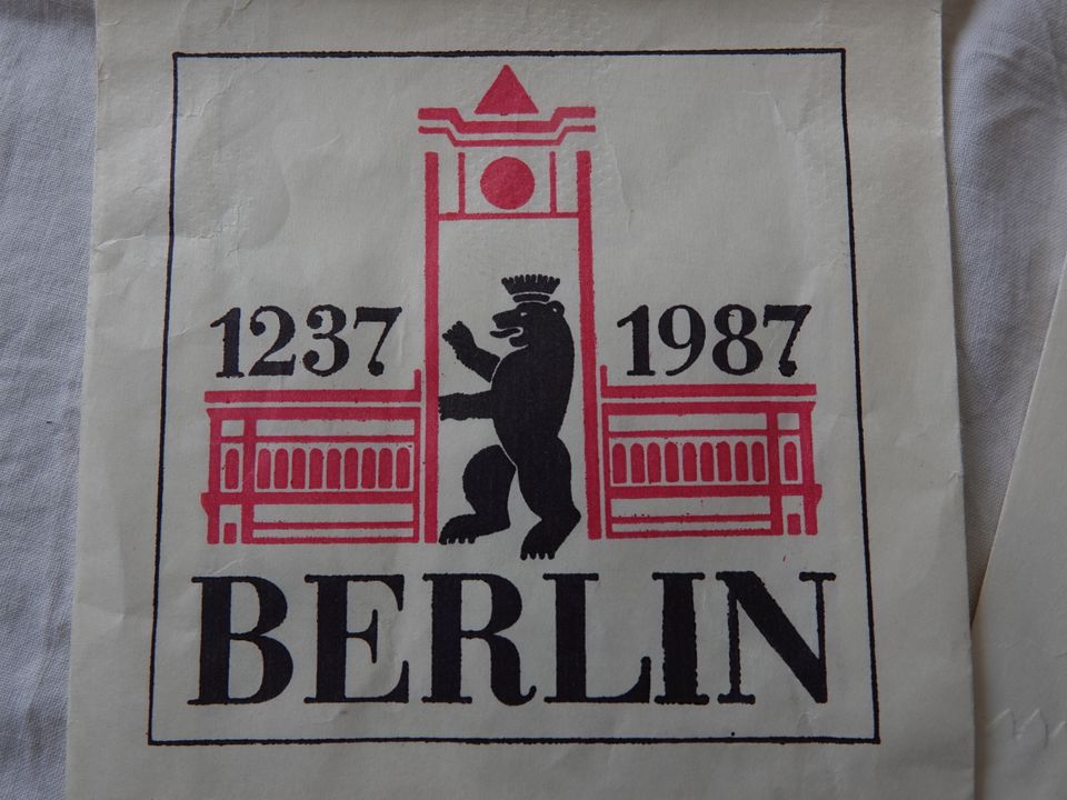 750 Jahre Berlin , 2 alte DDR Papiertüte in Mittenwalde