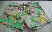 Kurze Hose Shorts floral Blumen Rinascimento S Italien Bayern - Gößweinstein Vorschau