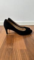 Peter Kaiser Veloursleder Pumps schwarz Gr.40 (6,5) - wie NEU Baden-Württemberg - Ditzingen Vorschau