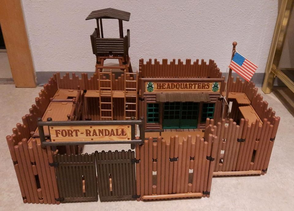 Playmobil Fort Randall 3419 - keine defekten Teile - Western in Adlkofen