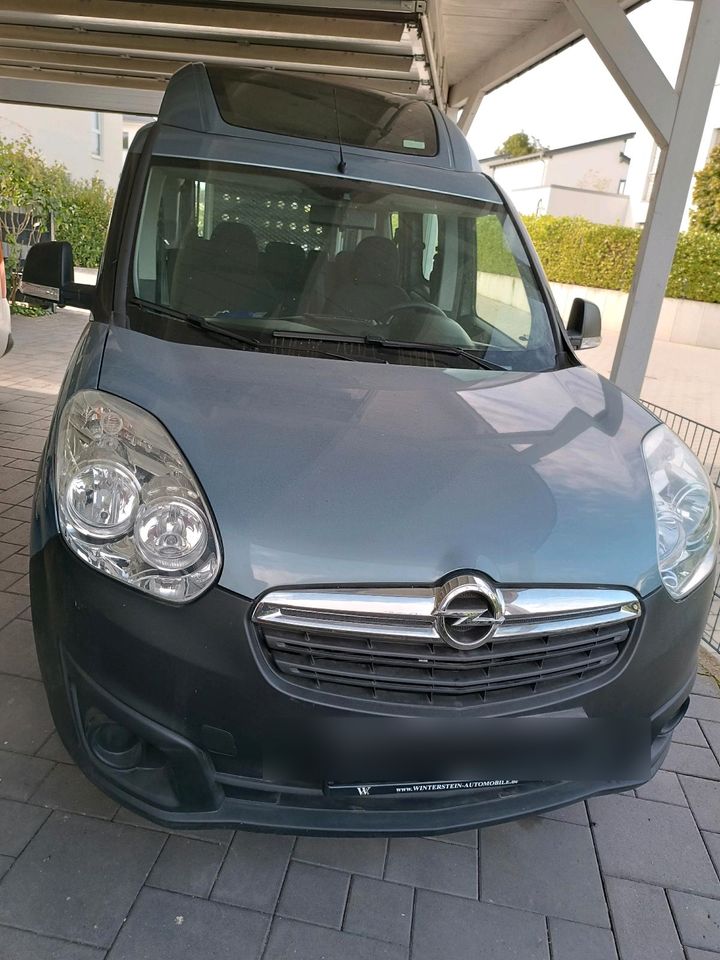 Opel Combo D  behindertengerecht mit Rampe in Ransbach-Baumbach