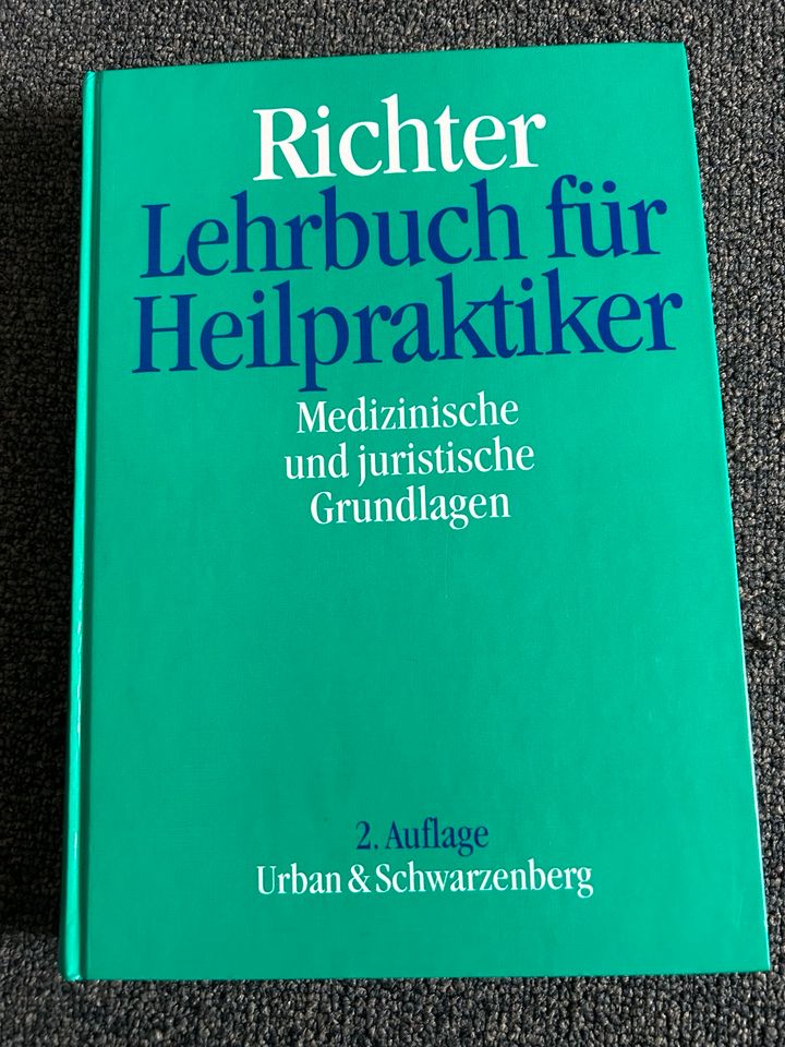 Richter Lehrbuch für Heilpraktiker in Berlin
