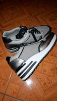 Damen sneakers gr 39 Hessen - Erbach Vorschau