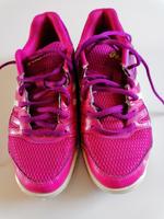 Asics Indoor/Hallen Sportschuhe mit Gel Sohle Gr. 38 Bochum - Bochum-Mitte Vorschau
