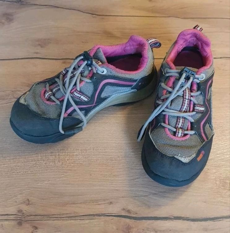 Vaude  Trekking Schuhe Wanderschuhe  Größe 31  Schnellverschluss in Essen