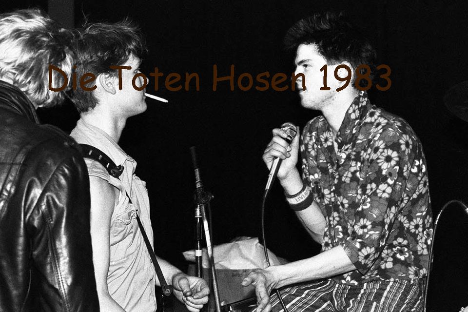 10 Fotos von einem Die Toten Hosen Konzert 1983 - Set A in Düsseldorf