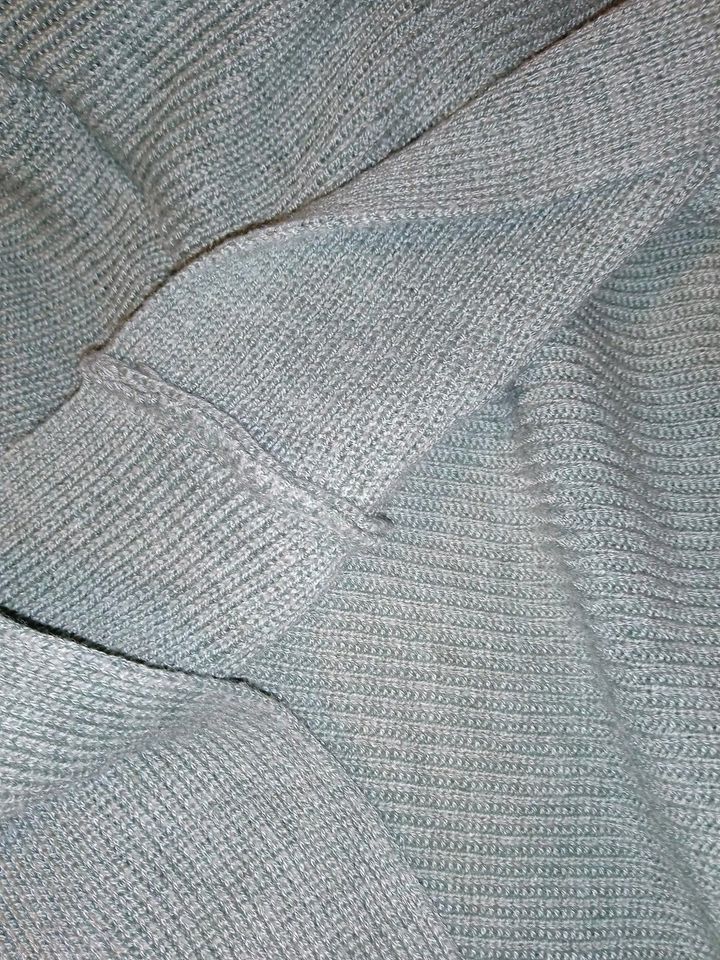 Damen Pullover gr XL in Südharz