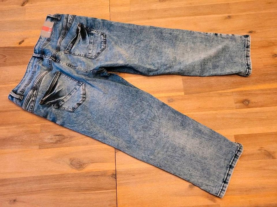 Cecil Scarlett Hose Jeans Capri 3/4 Gr. 27 / 22 wie neu in Saarbrücken