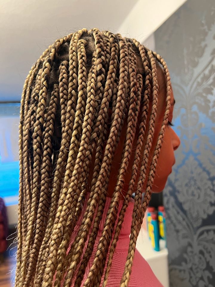 Braids und Flechtfrisuren in Frankfurt am Main