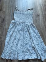 Kleid mit Punkten Schleswig-Holstein - Itzehoe Vorschau