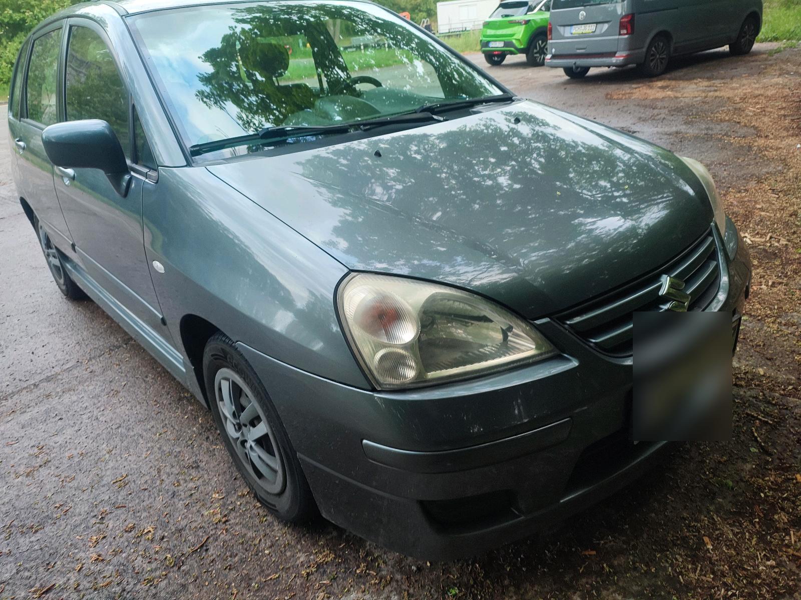 Abbildung des Autos suzuki liana